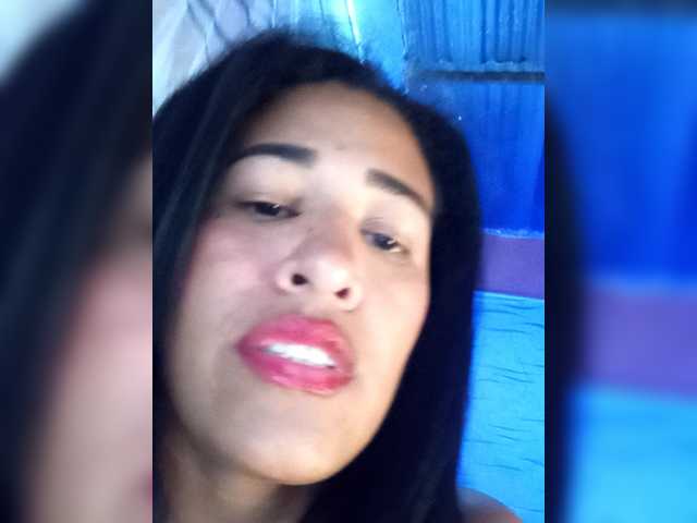 Letty33 live webcam show