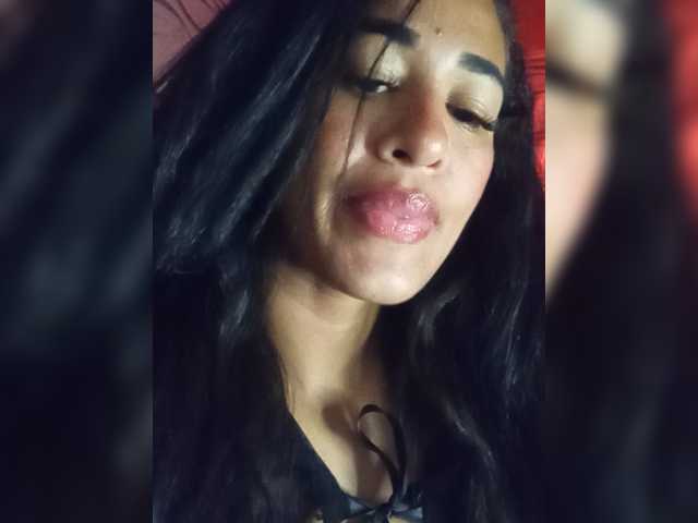 letty33 cam belle