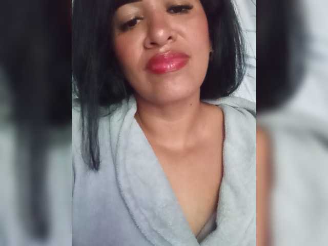 letty33 cam belle