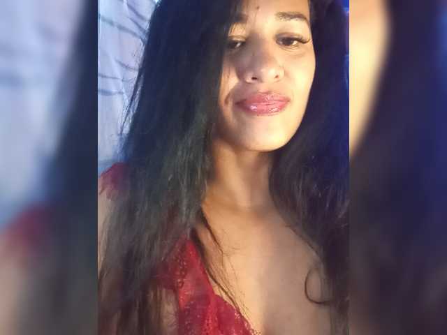 Letty33 live cam on BongaCams