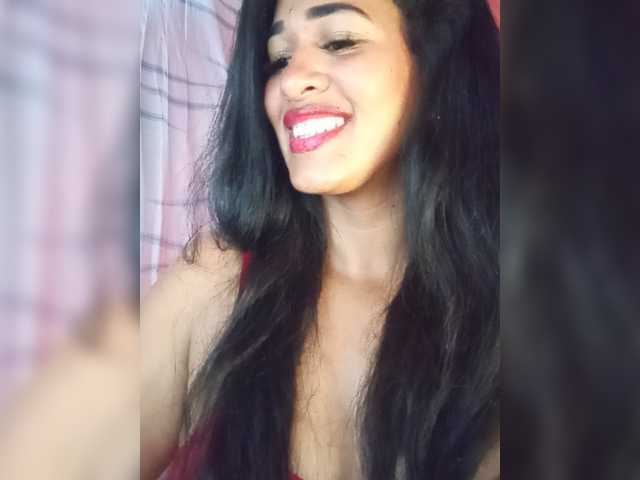 Letty33 webcam