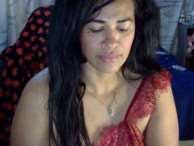 Letty33 live cam preview