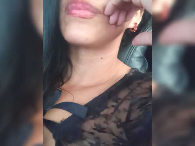 Letty33 live cam on BongaCams