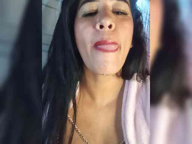 Letty33 webcam
