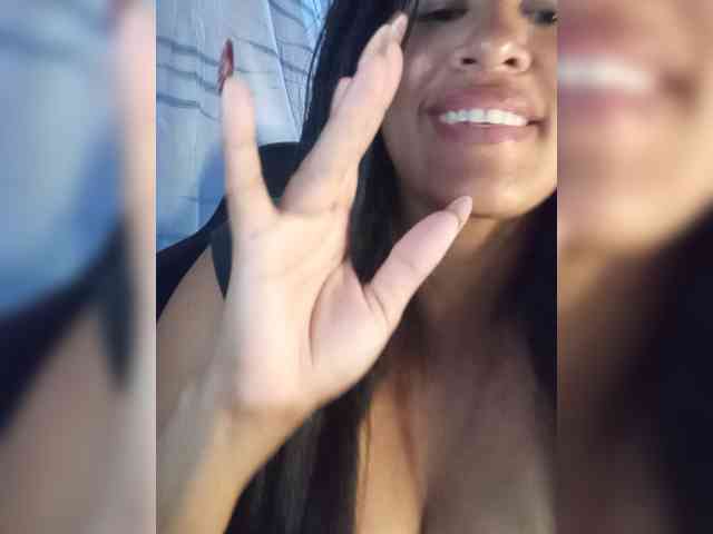 Letty33 webcam