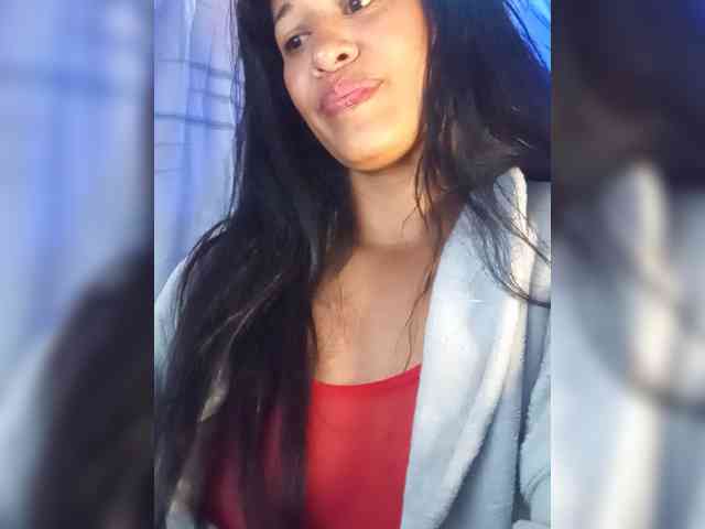 Letty33 webcam