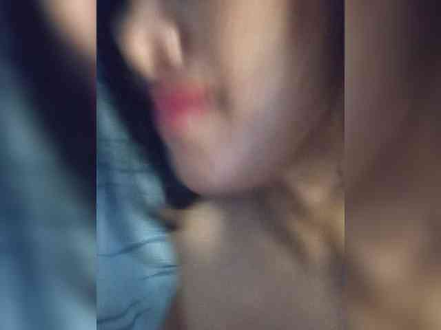 Letty33 webcam