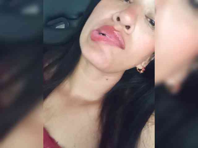 Letty33 webcam
