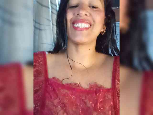 Letty33 webcam