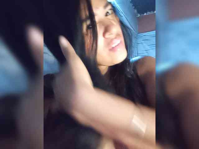 Letty33 webcam