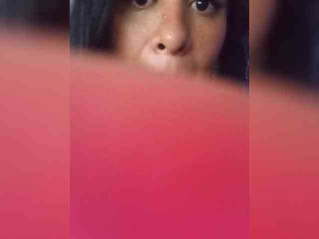 Letty33 webcam