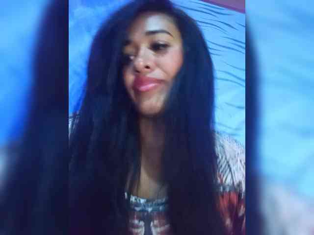 Letty33 webcam