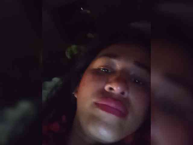 Letty33 webcam