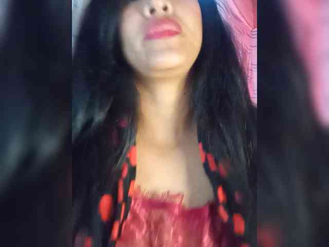 Letty33 webcam