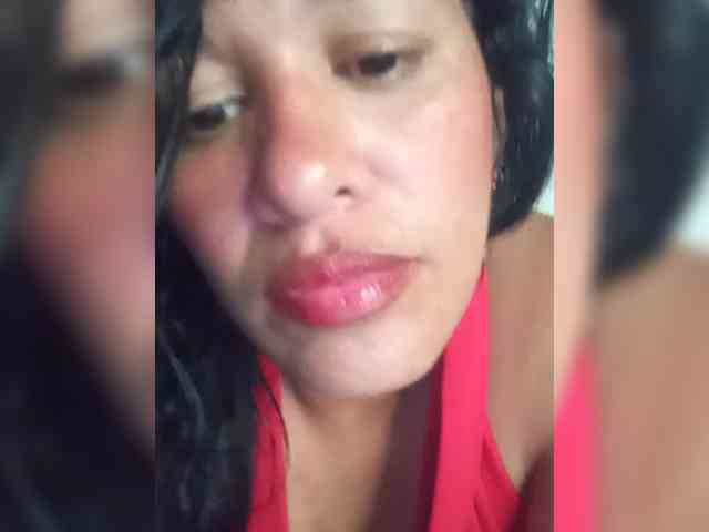 Letty33 webcam