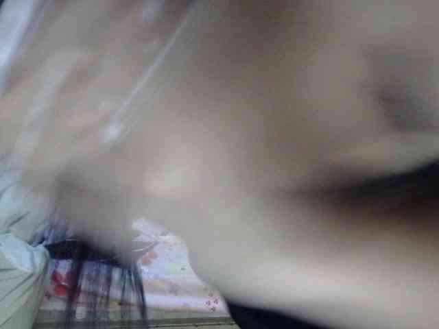 Letty33 webcam