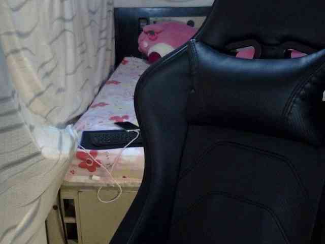 Letty33 webcam