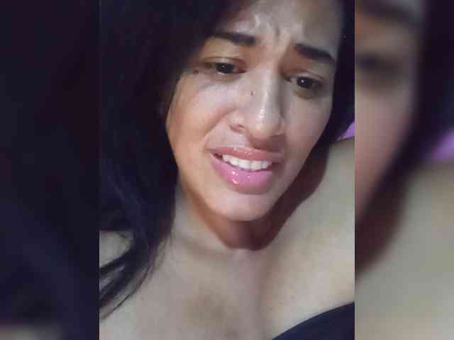 Letty33 webcam