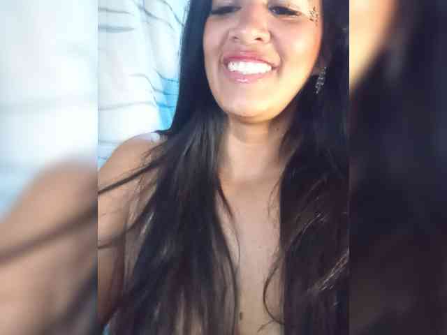 Letty33 webcam