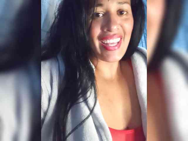 Letty33 webcam