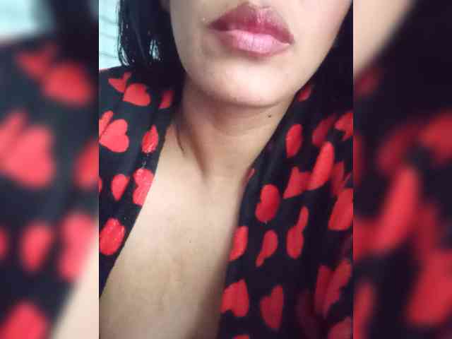 Letty33 webcam