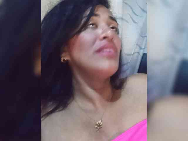 letty33's live room