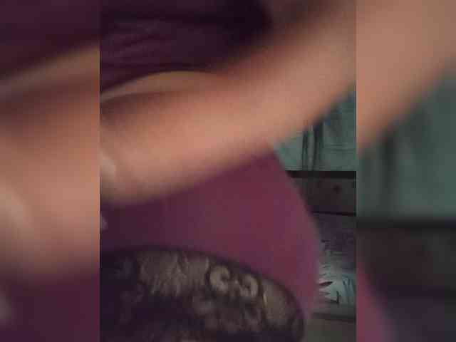 Letty33 webcam