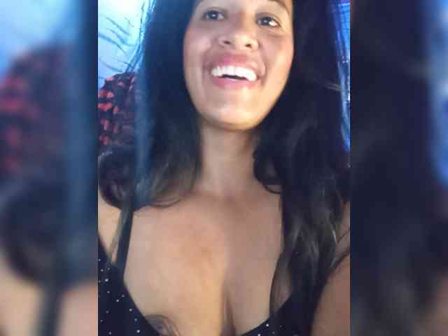 Letty33 webcam
