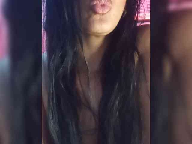 Letty33 webcam