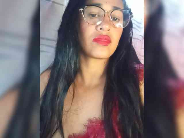 Letty33 webcam