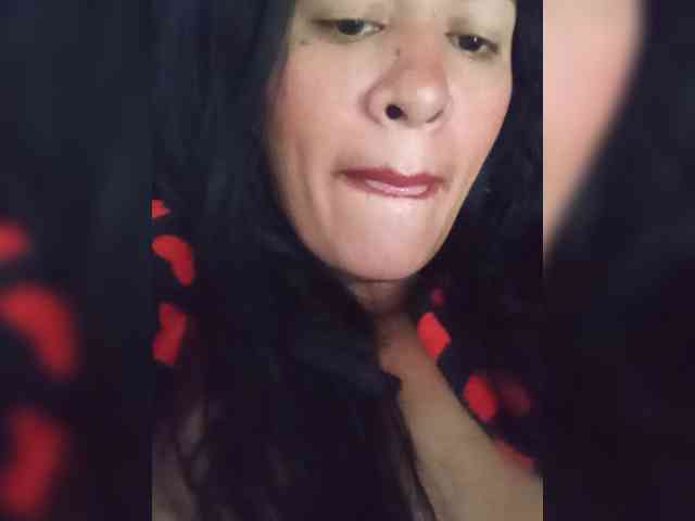 Letty33 webcam