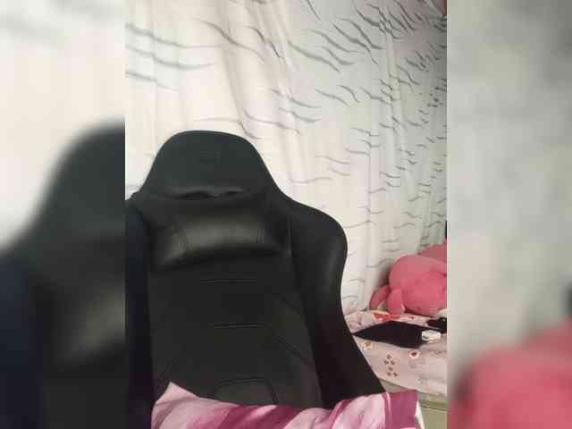Letty33 webcam
