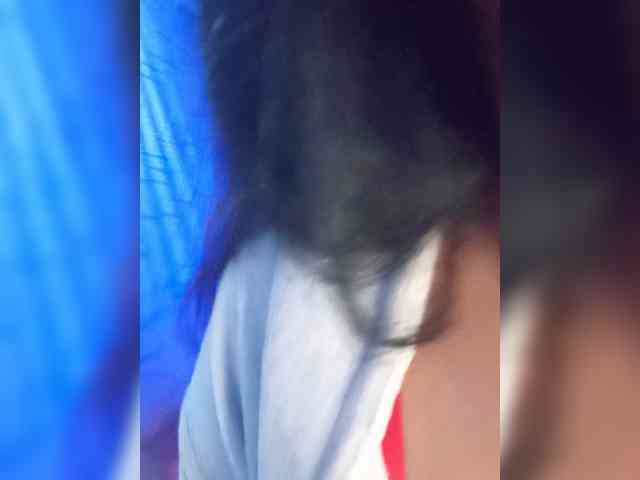Letty33 webcam