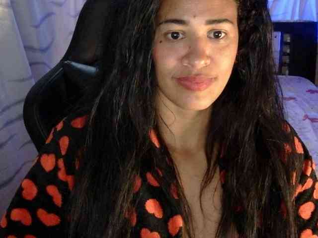 Letty33 webcam