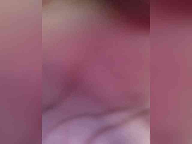 Letty33 webcam