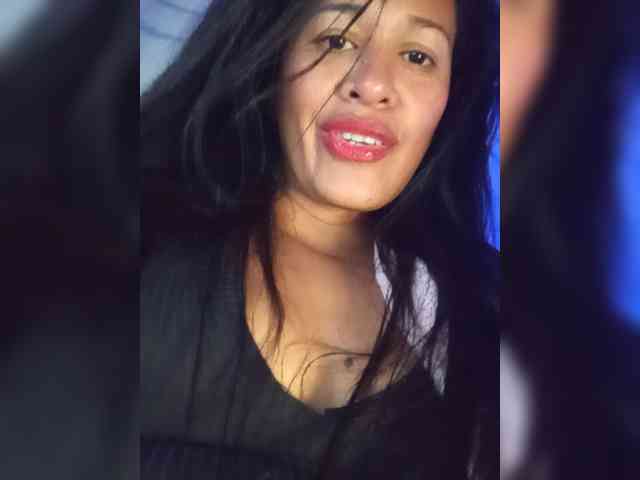Letty33 webcam