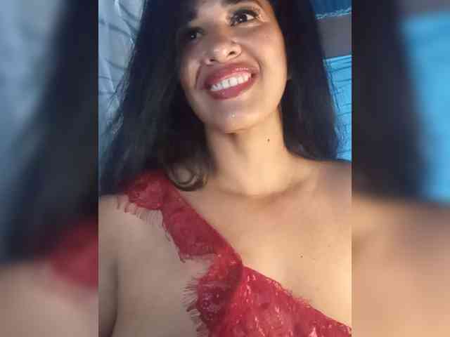 Letty33 webcam