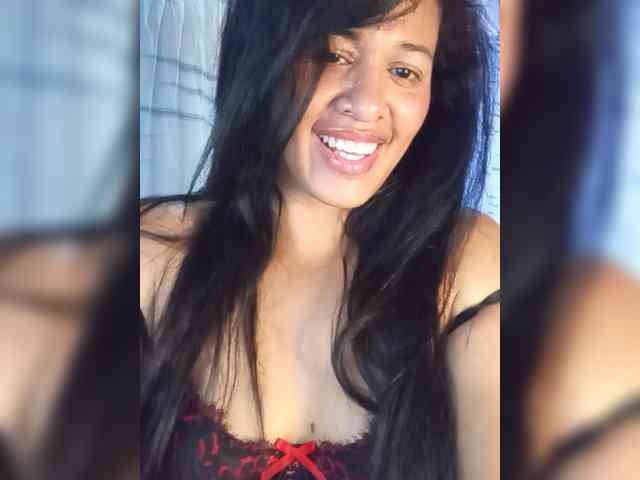 Letty33 webcam