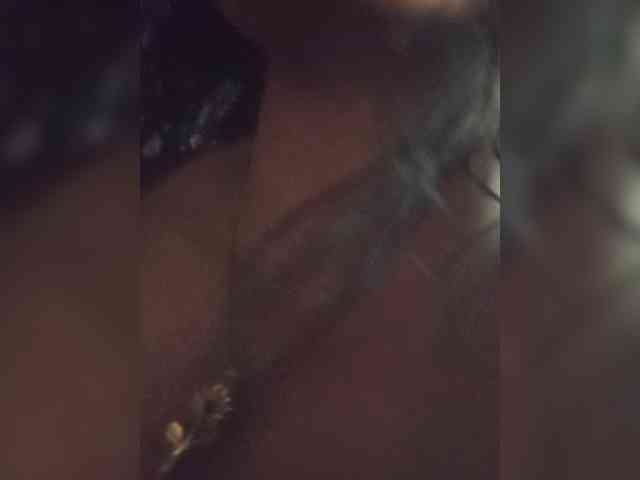 Letty33 webcam