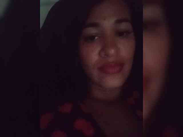 Letty33 webcam