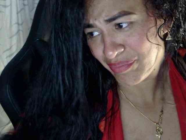 Letty33 webcam