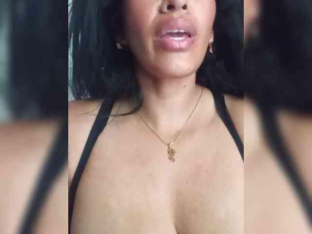 Letty33 webcam