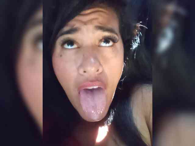 Letty33 webcam