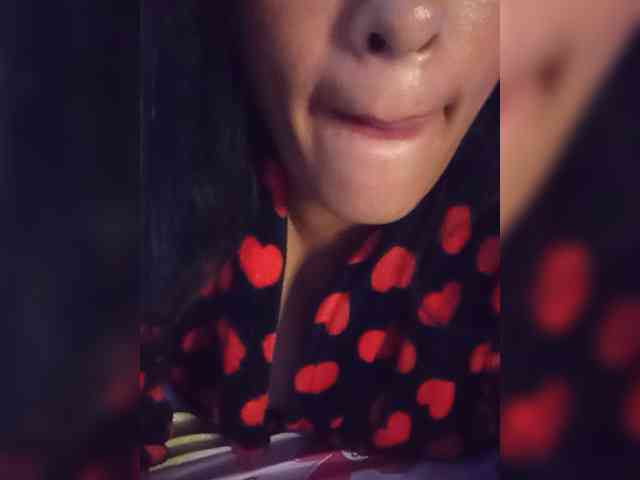 Letty33 webcam