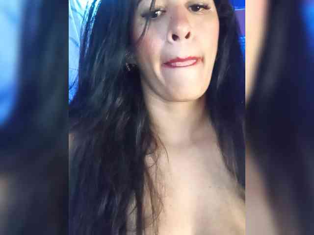 Letty33 webcam