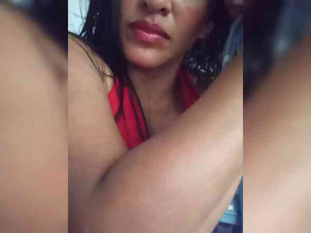 Letty33 webcam