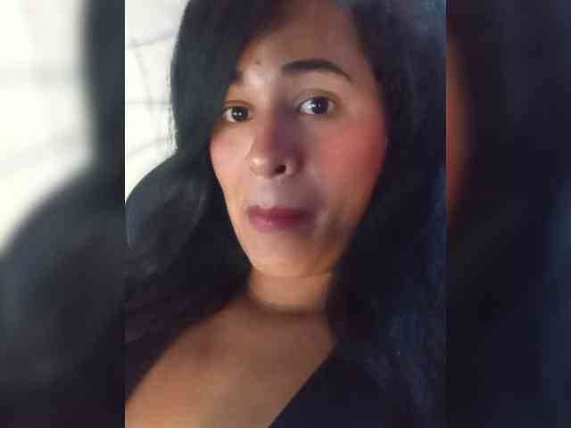 Letty33 webcam