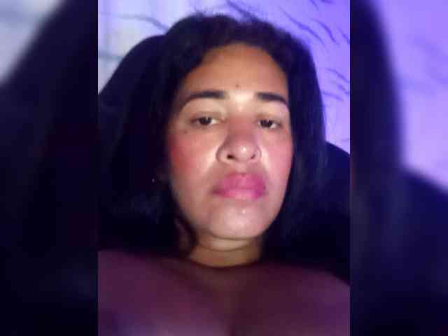 Letty33 webcam