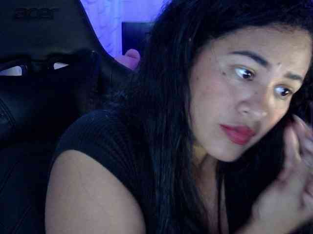 Letty33 webcam