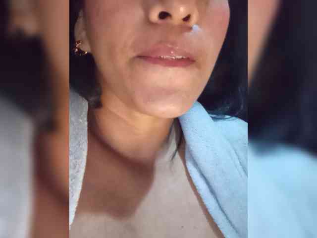 Letty33 webcam